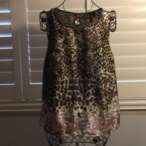 Sleeveless blouse